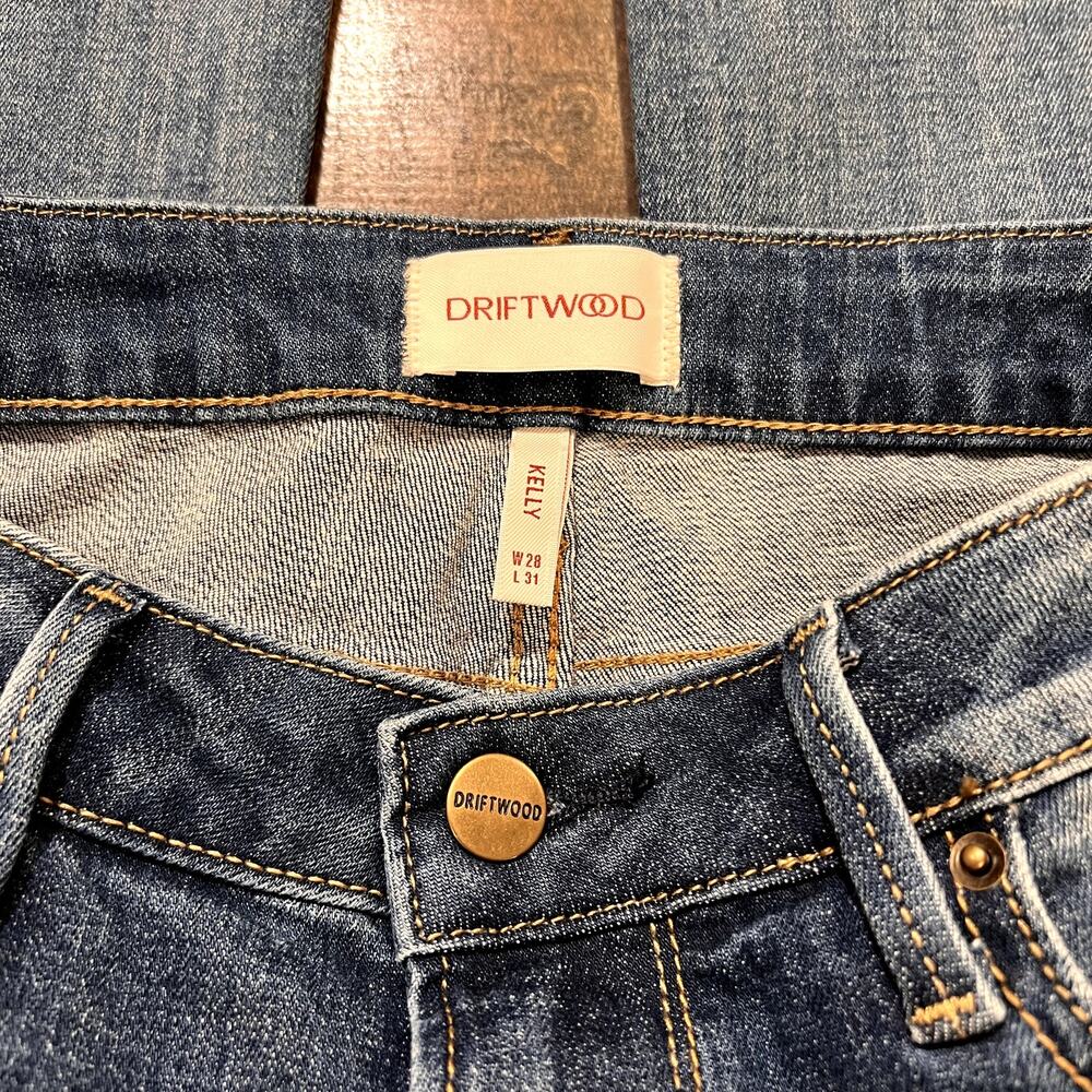 Driftwood Kelly Bootcut Jeans - Picture 7 of 8